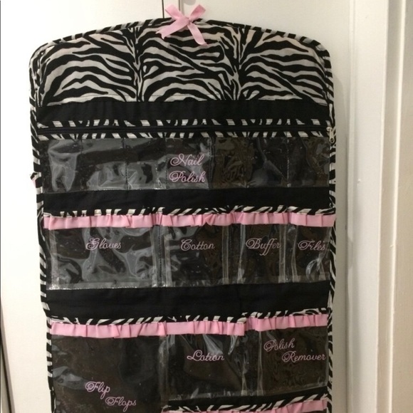 Hanging Organizer - Picture 1 of 2
